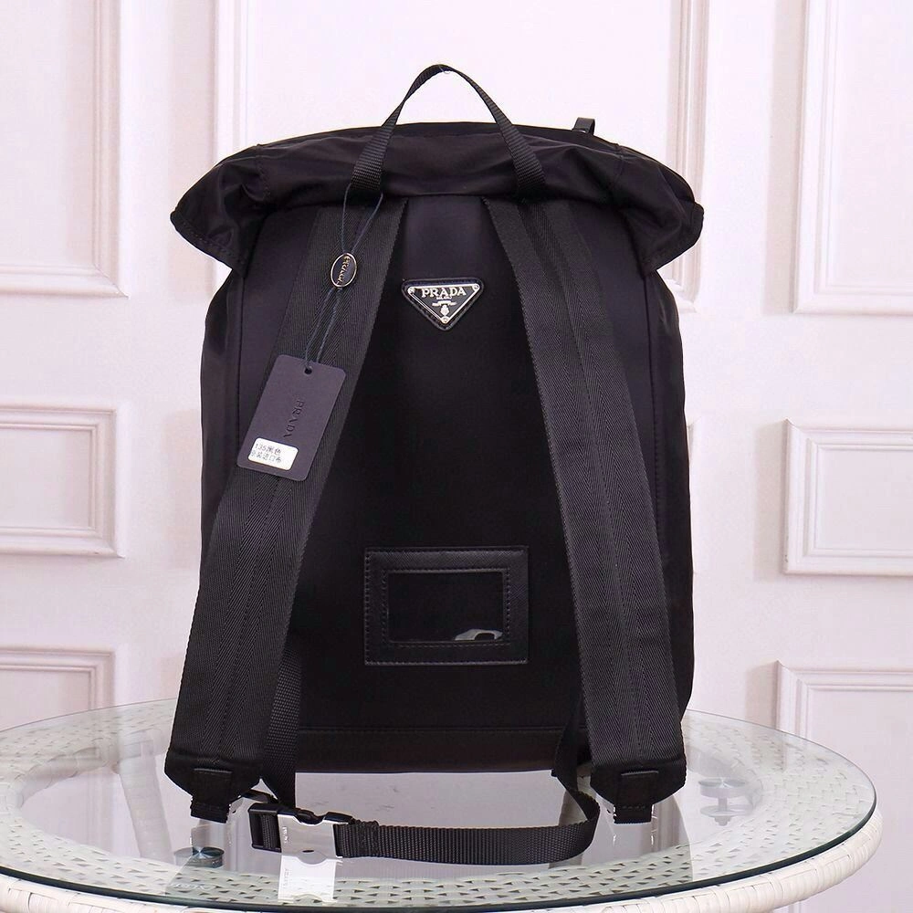 Mens Prada Backpacks Trendsetting 90779