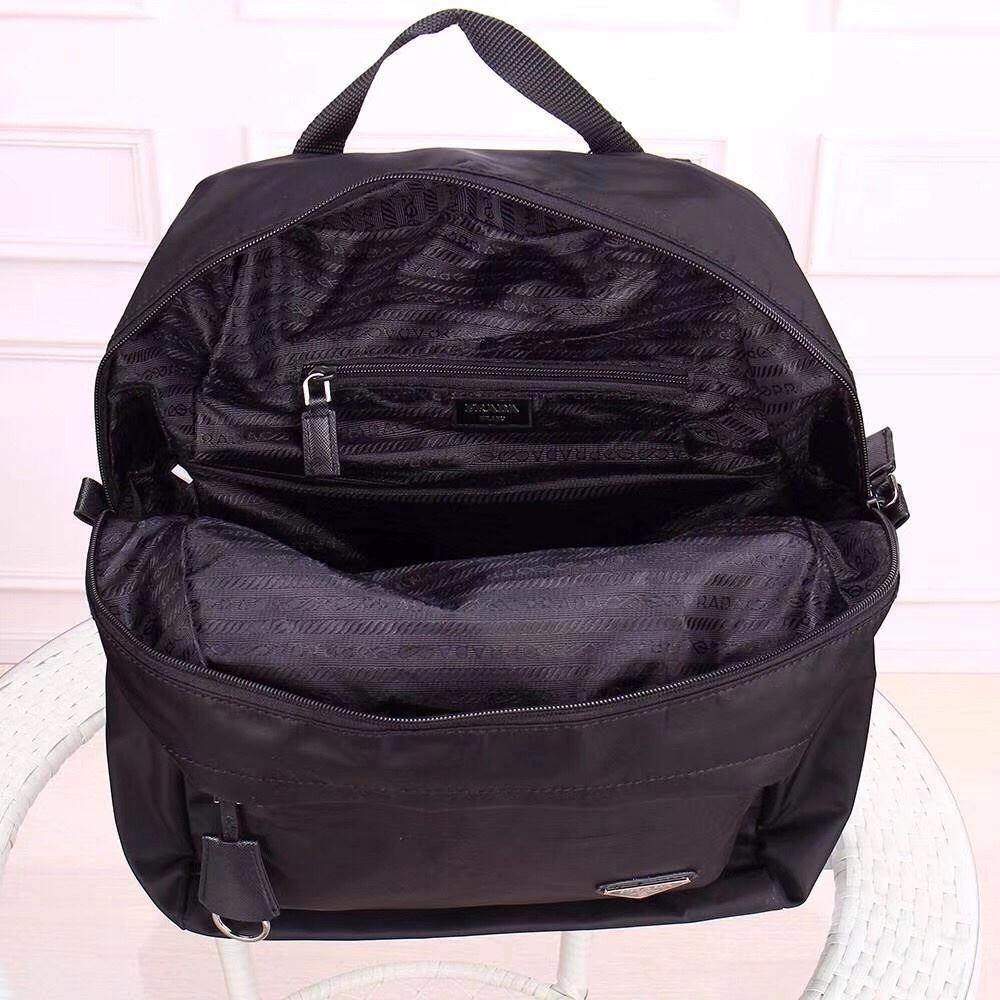 Mens Prada Backpacks ZipUp 90773