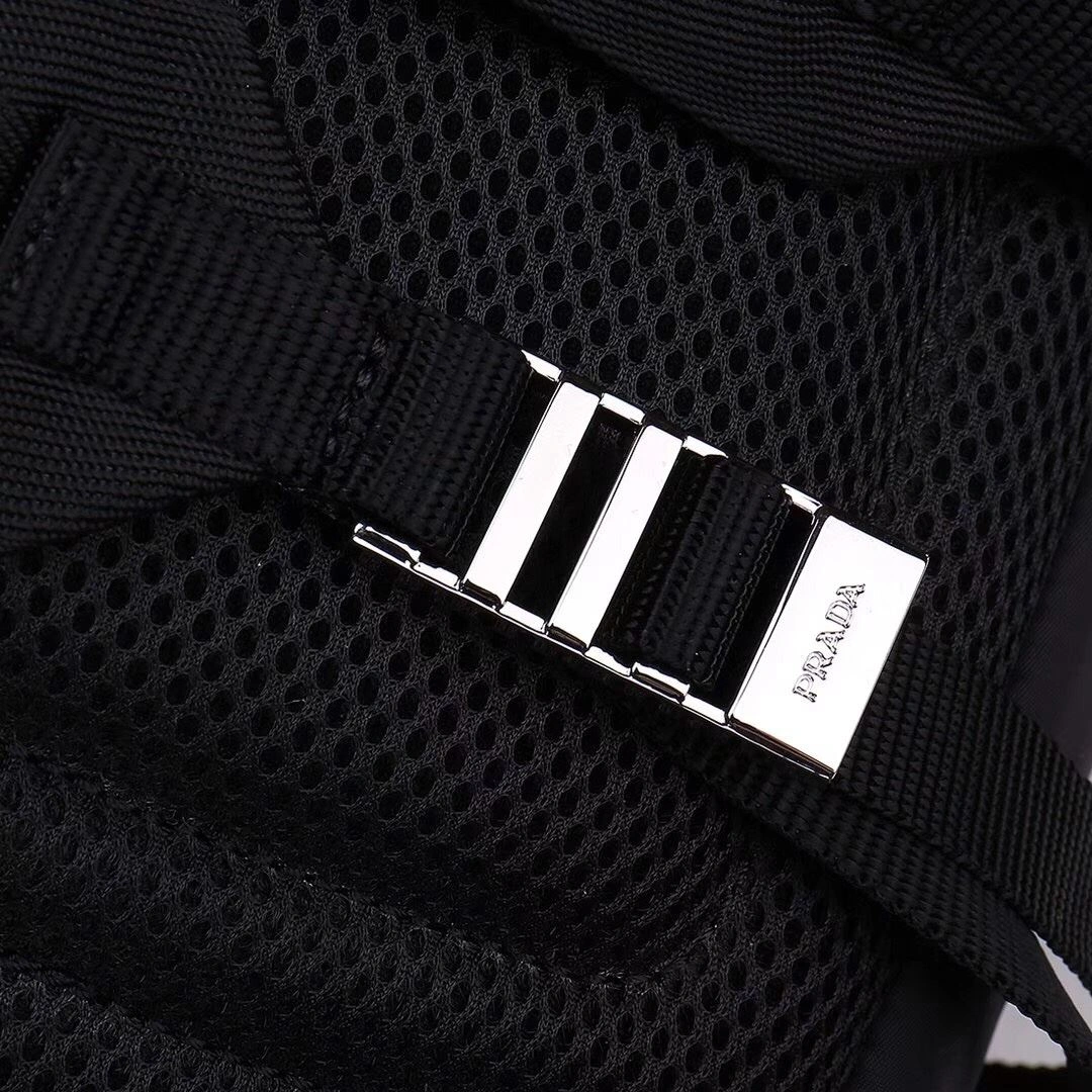 Resilient Mens Prada Backpacks 90835
