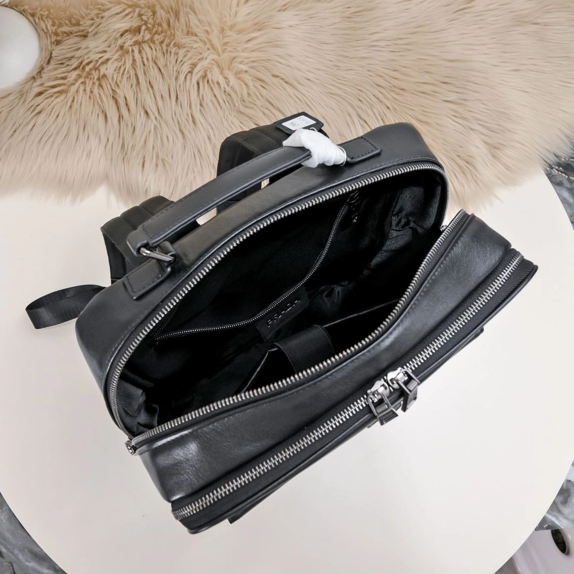 Mens Prada Backpacks Efficient 90752