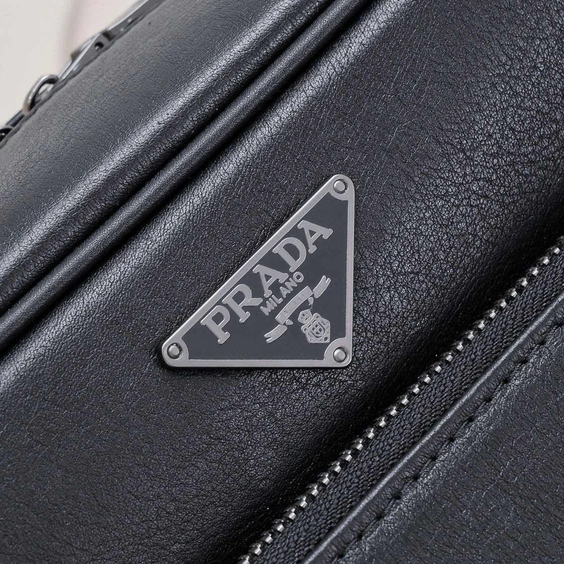 Mens Prada Backpacks Trendy 90743