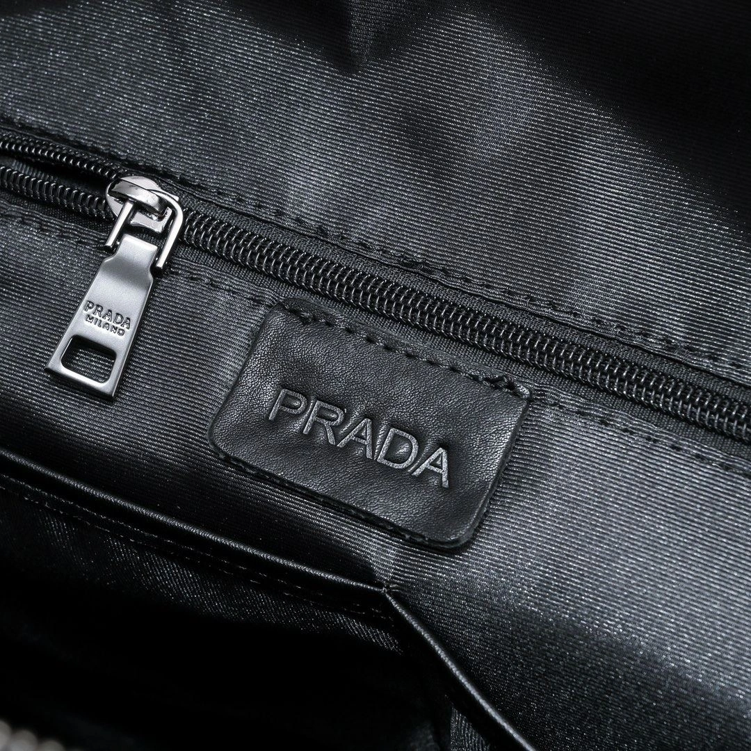 Mens Prada Backpacks Trendy 90743