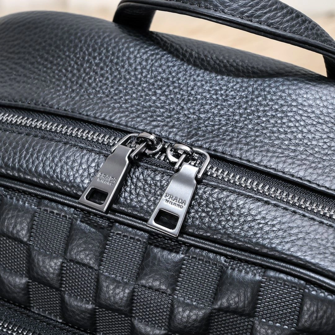 Mens Prada Backpacks Youthful 90739