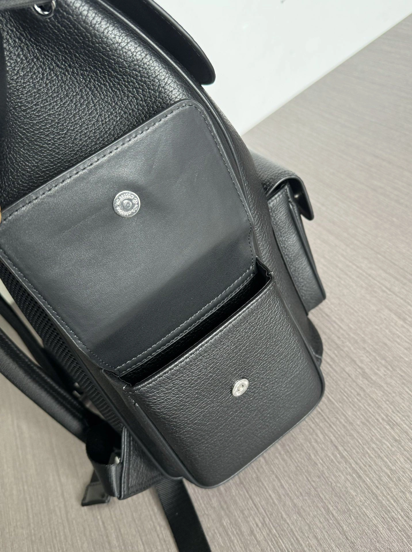 Mens Prada Backpacks Durable 92490