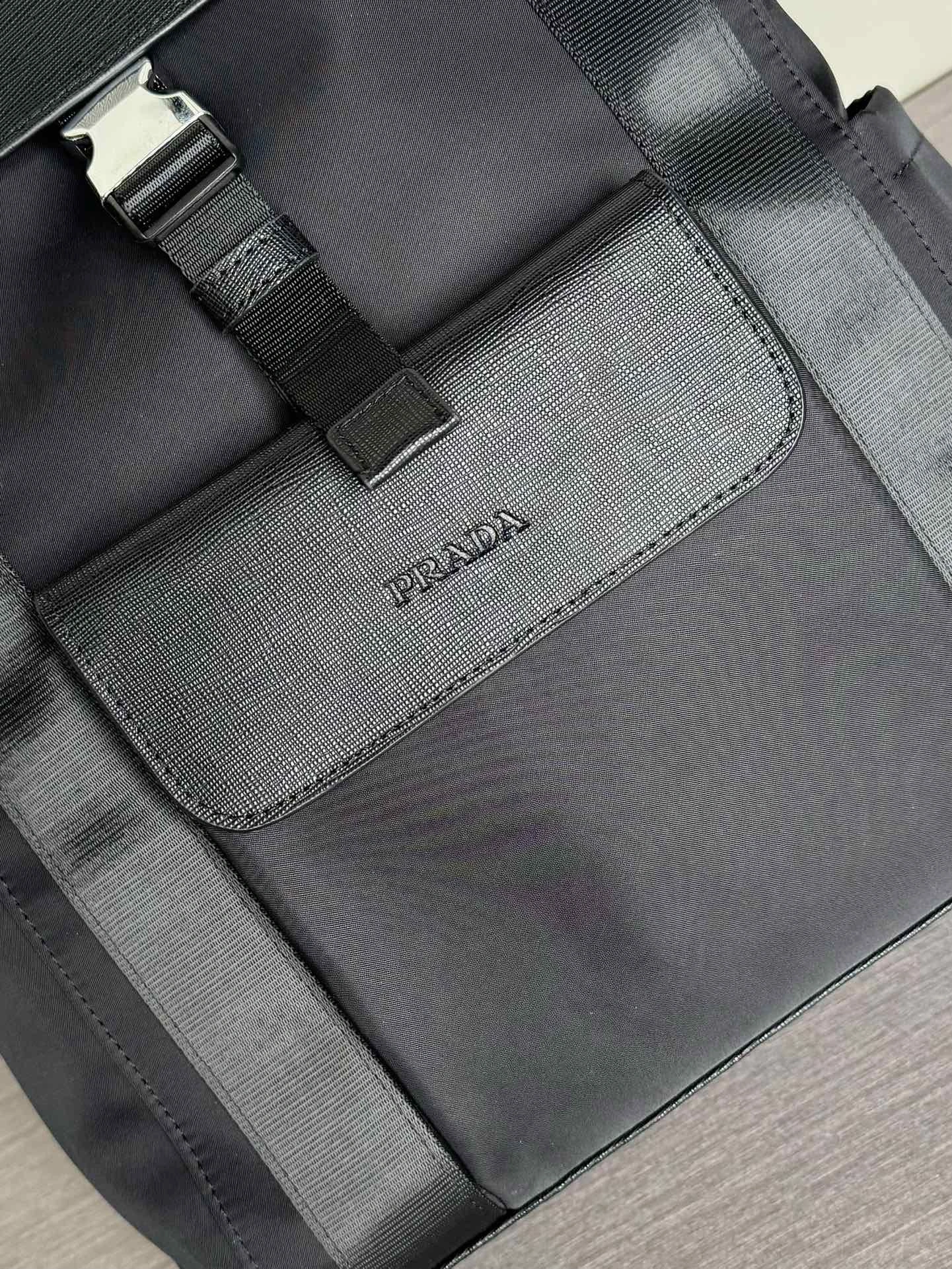 Mens Prada Backpacks OnTrend 92480