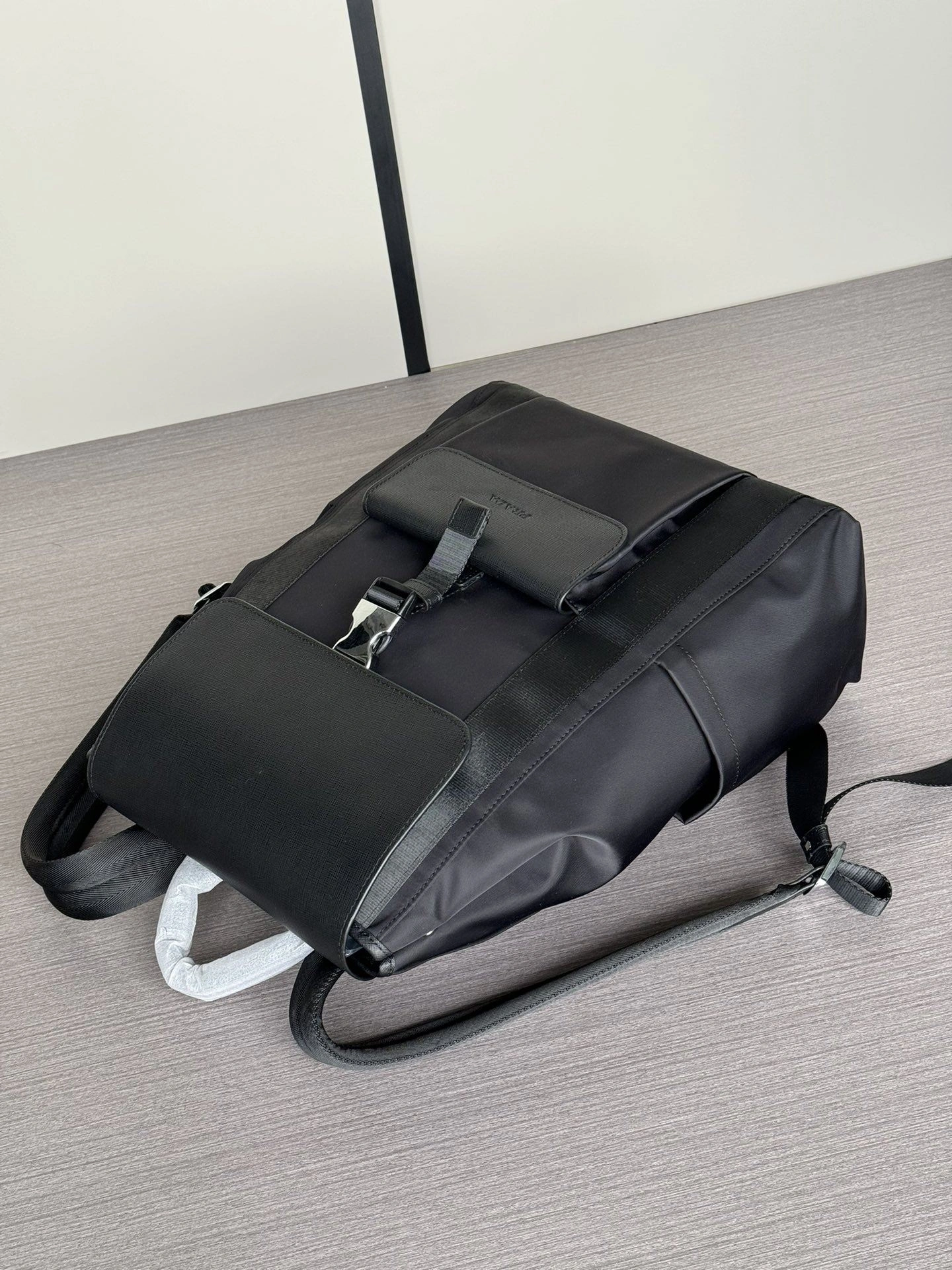 Mens Prada Backpacks OnTrend 92480