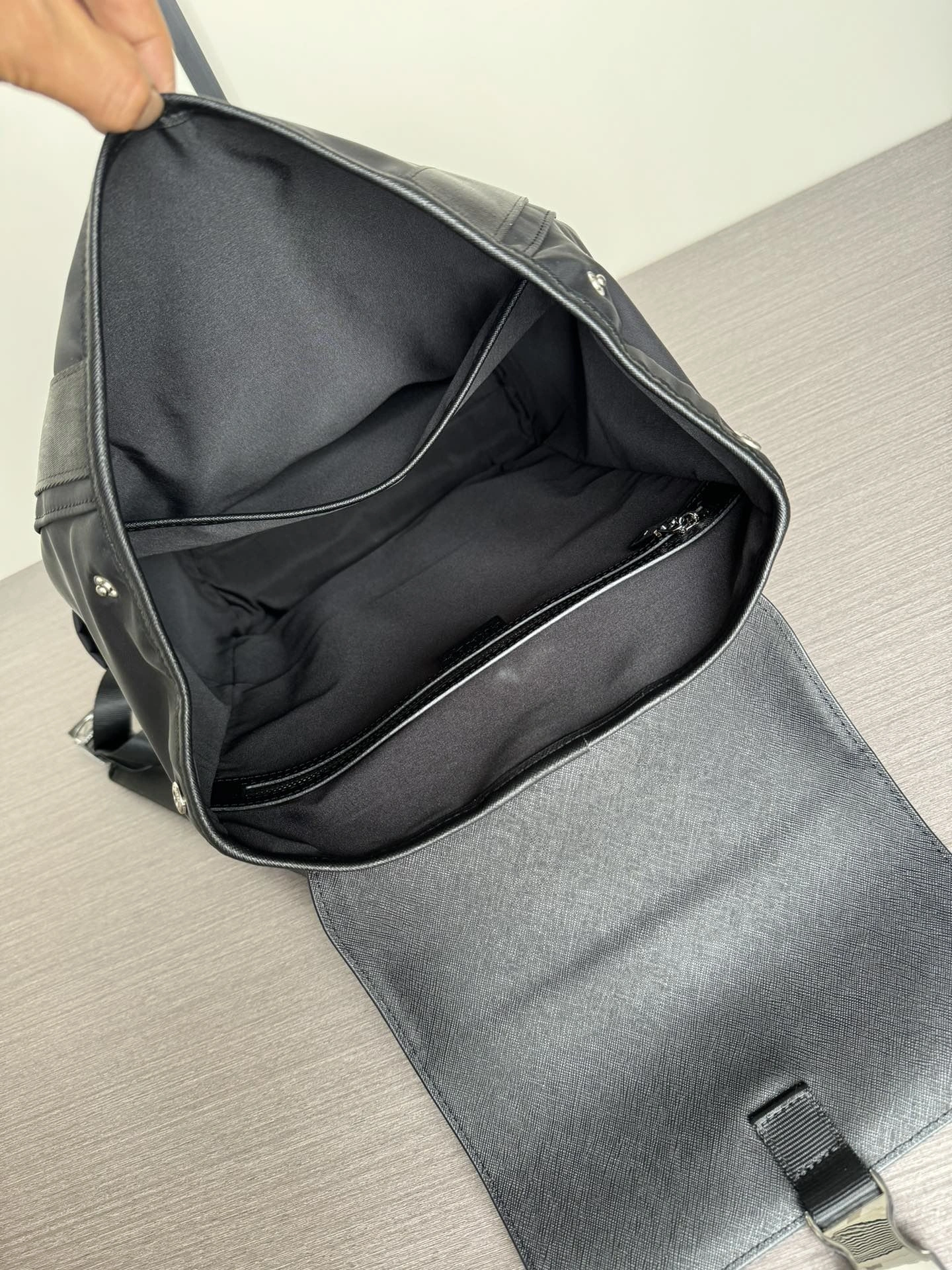 Mens Prada Backpacks OnTrend 92480