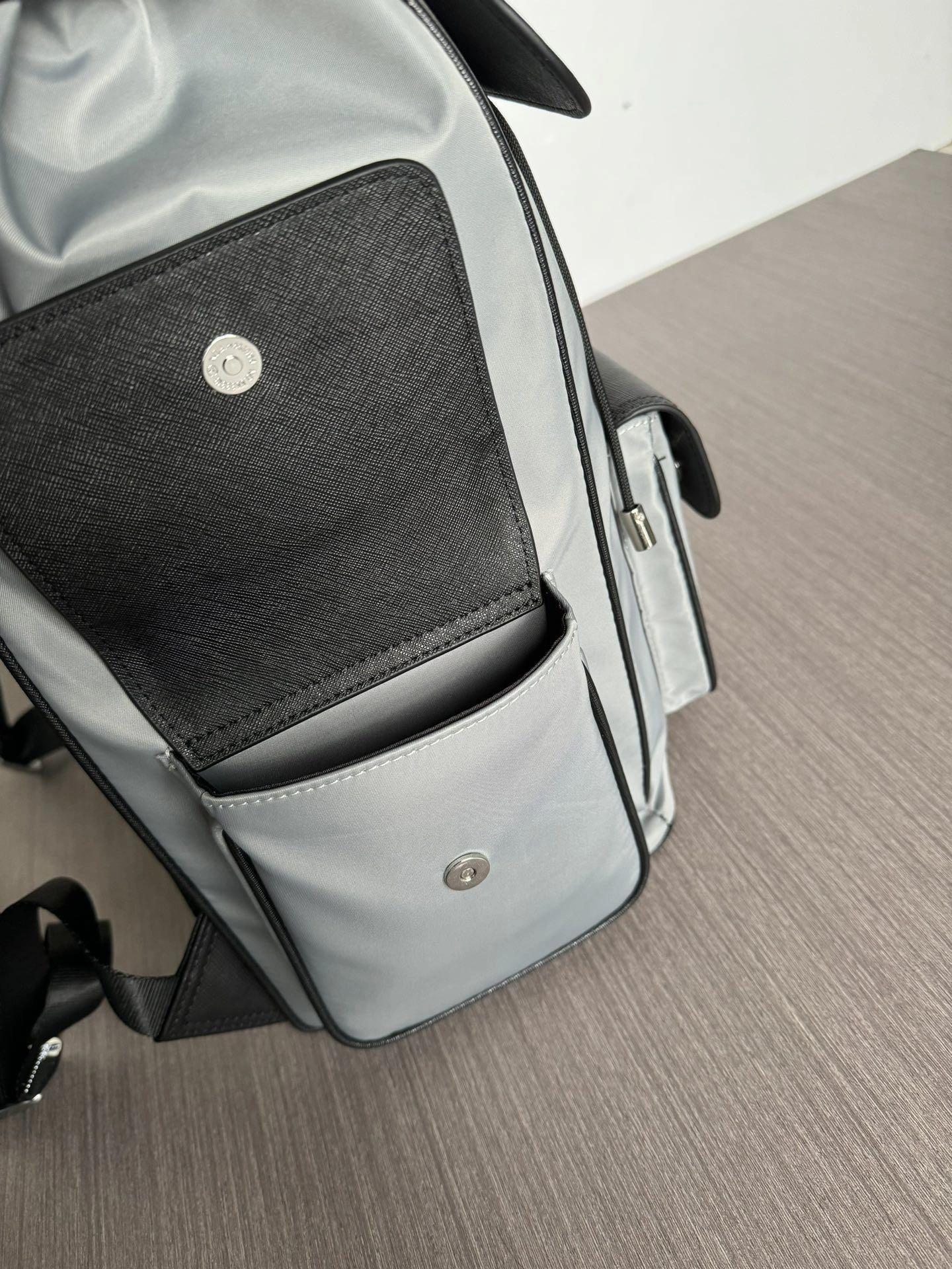 Mens Prada Backpacks SoftTouch 92550