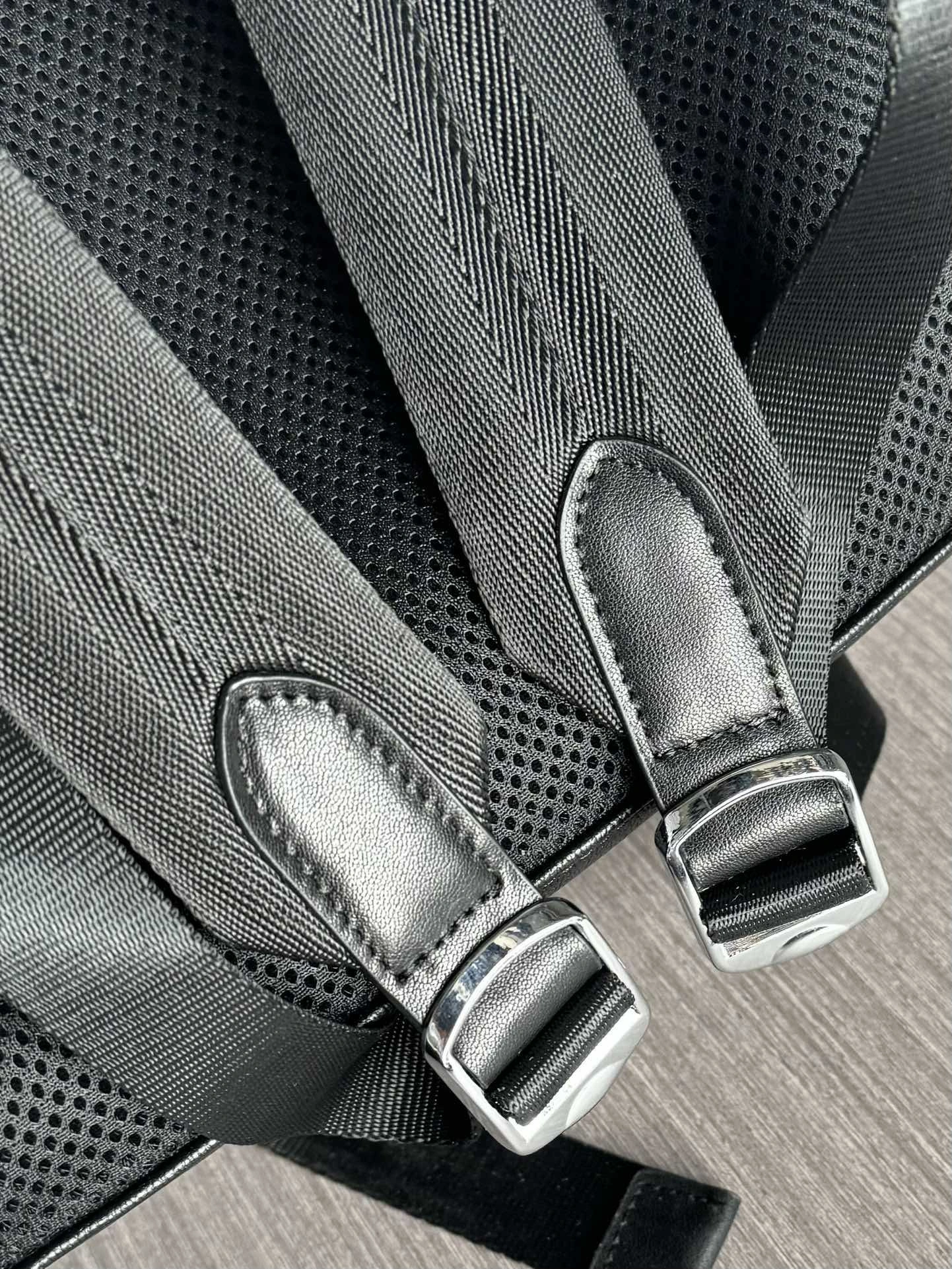 Mens Prada Backpacks Functional 92482