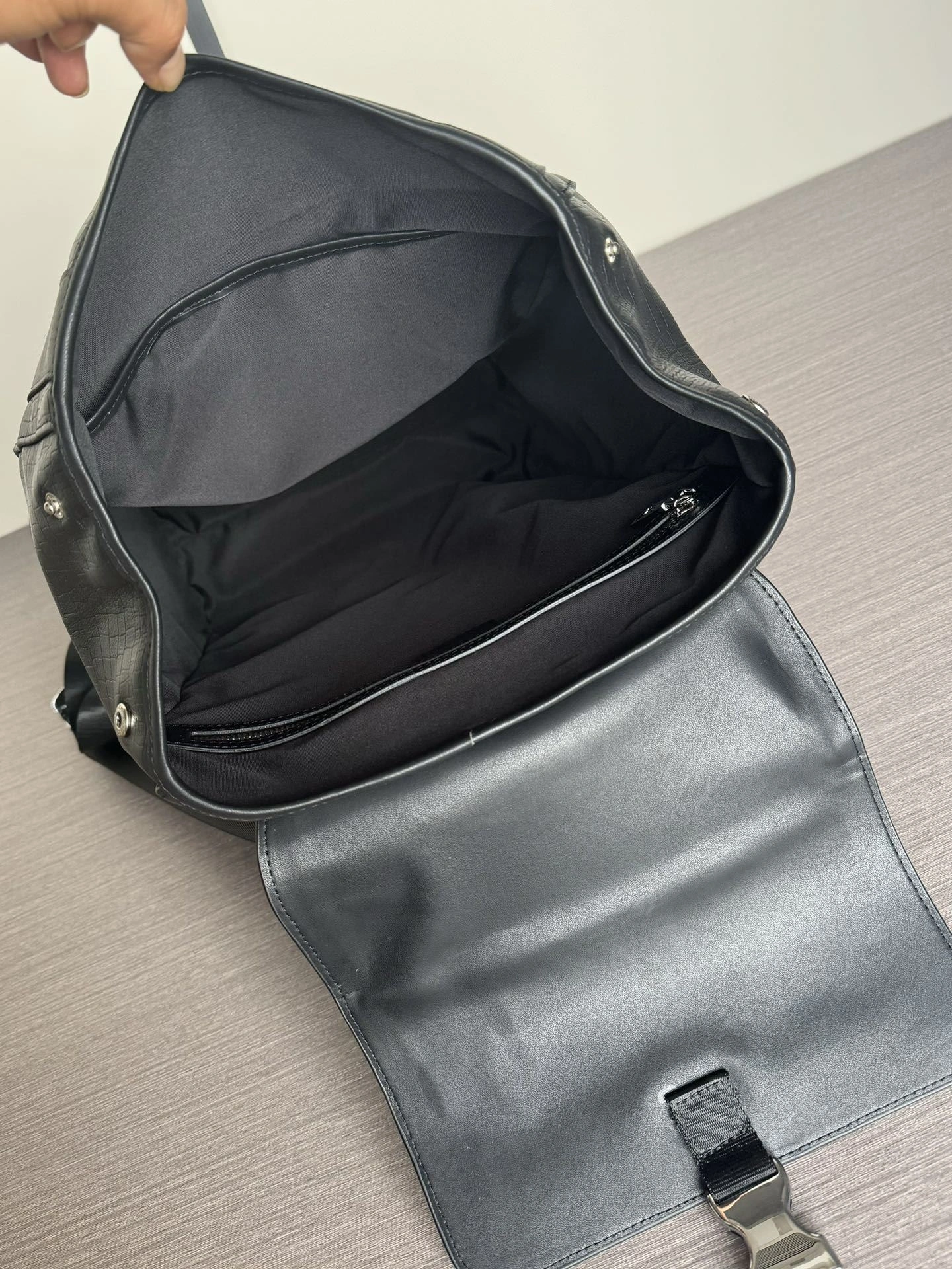 Bright Mens Prada Backpacks 90605