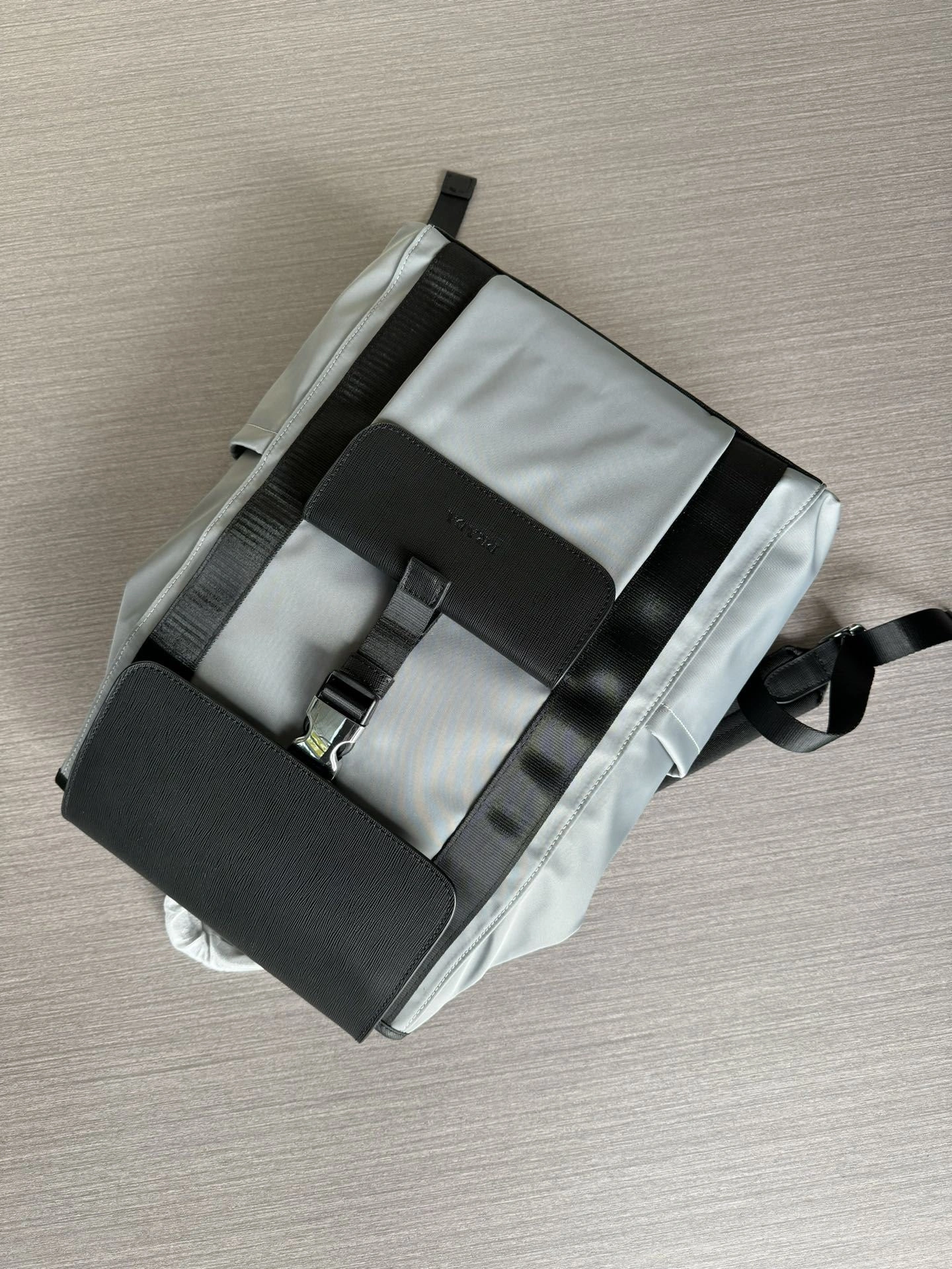 Mens Prada Backpacks Elegant 92470