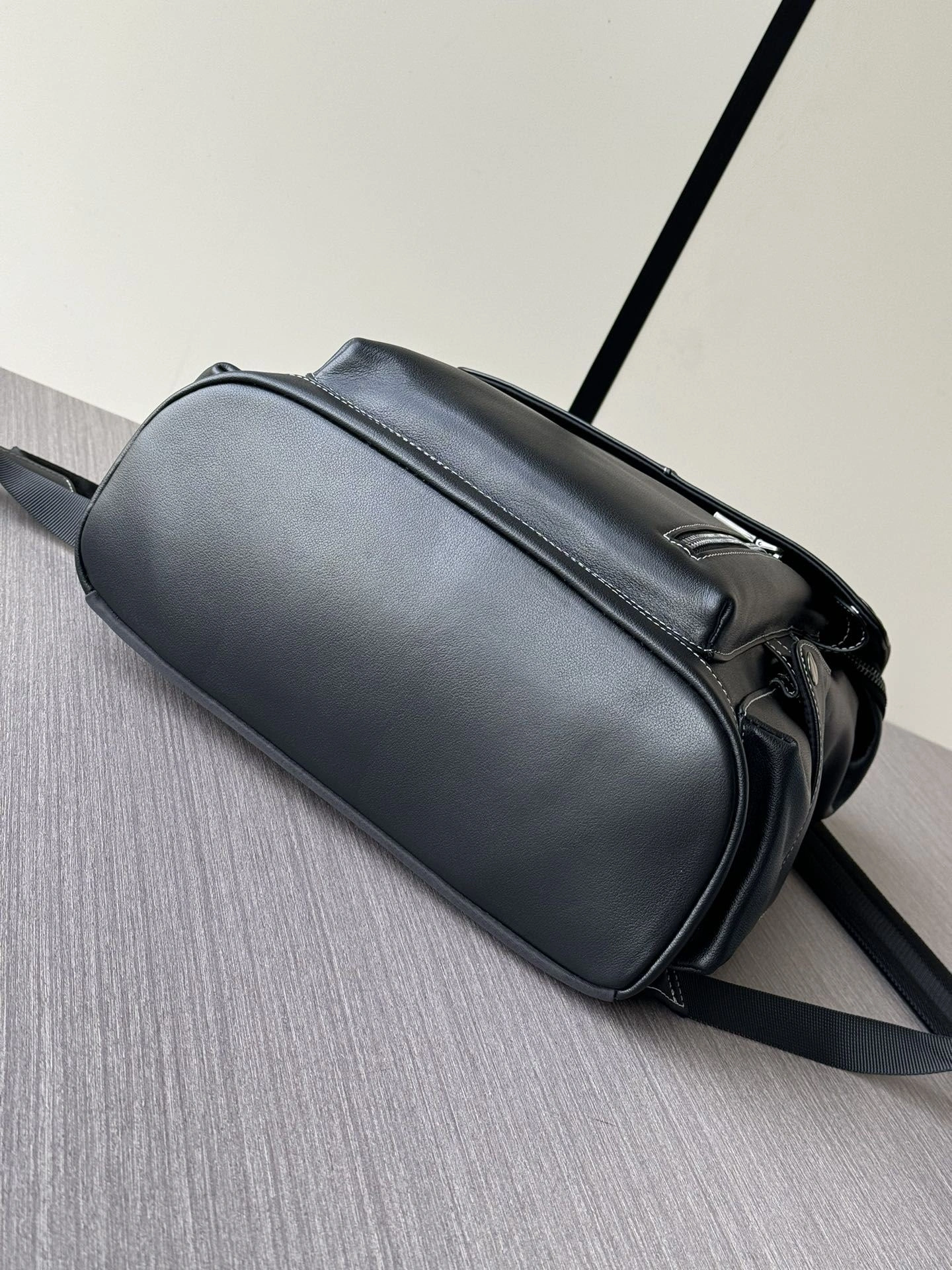 Mens Prada Backpacks Attractive 92475