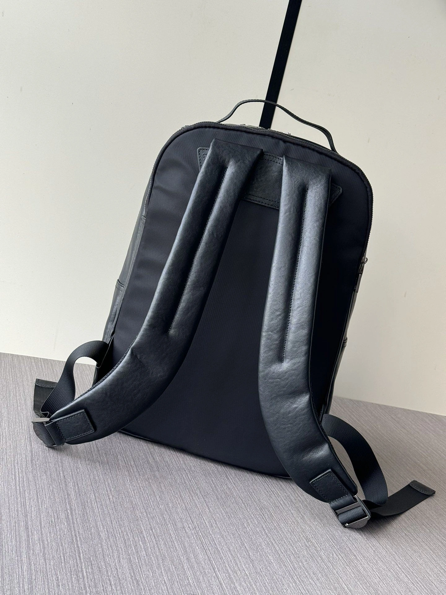 Mens Prada Backpacks FreshLook 92547