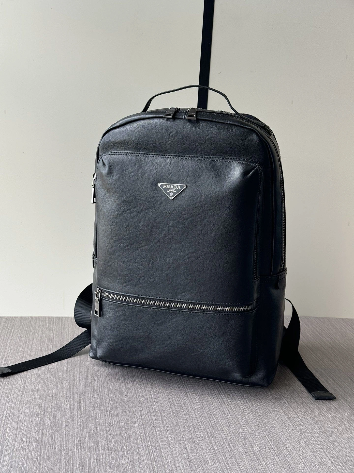Mens Prada Backpacks FreshLook 92547