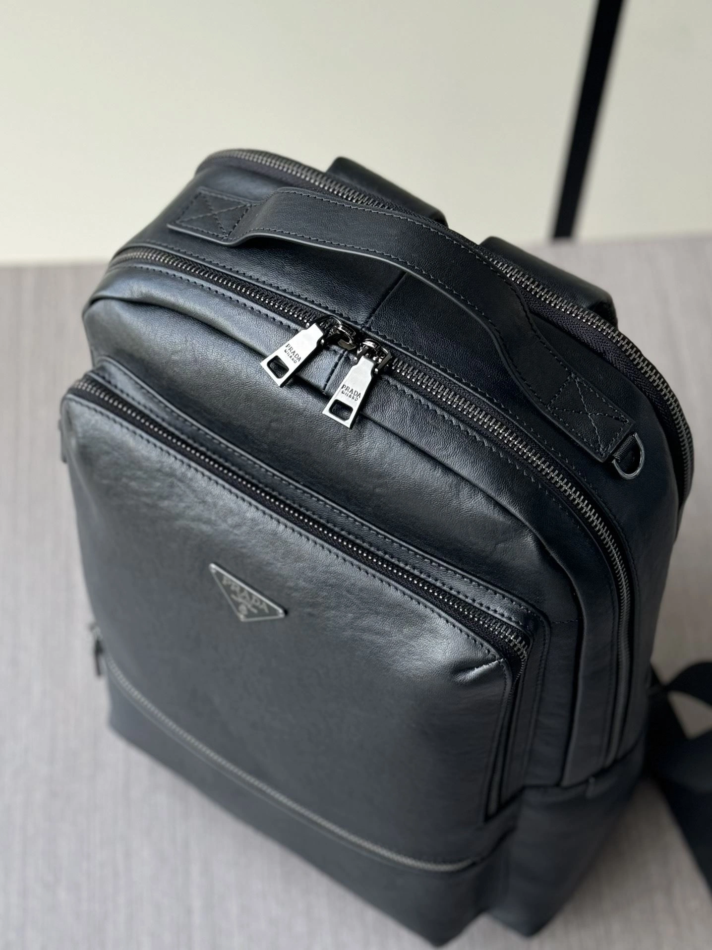 Mens Prada Backpacks FreshLook 92547