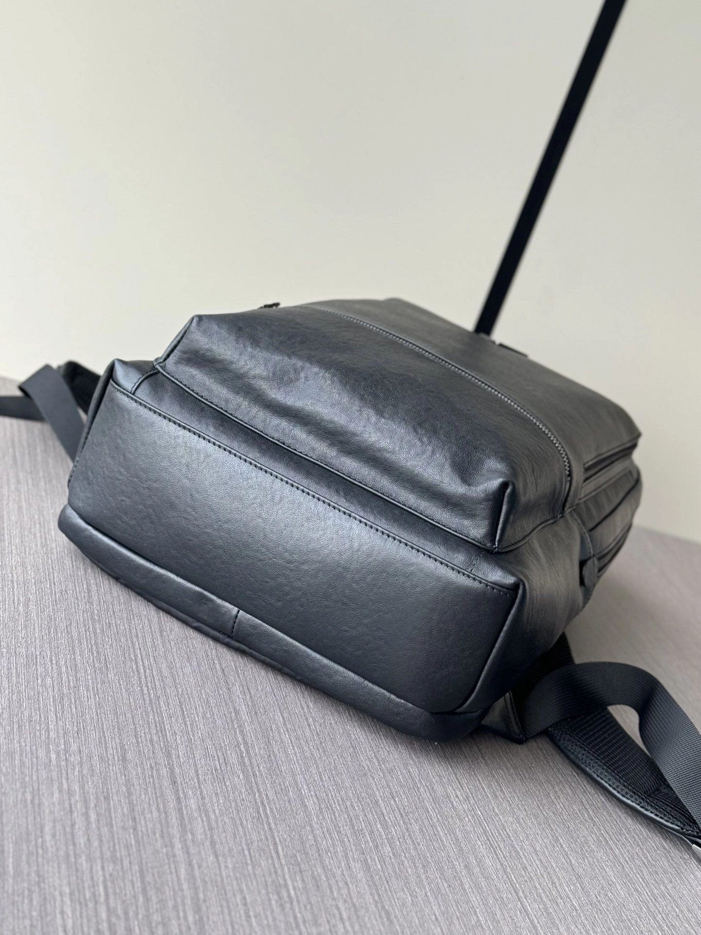 Mens Prada Backpacks FreshLook 92547