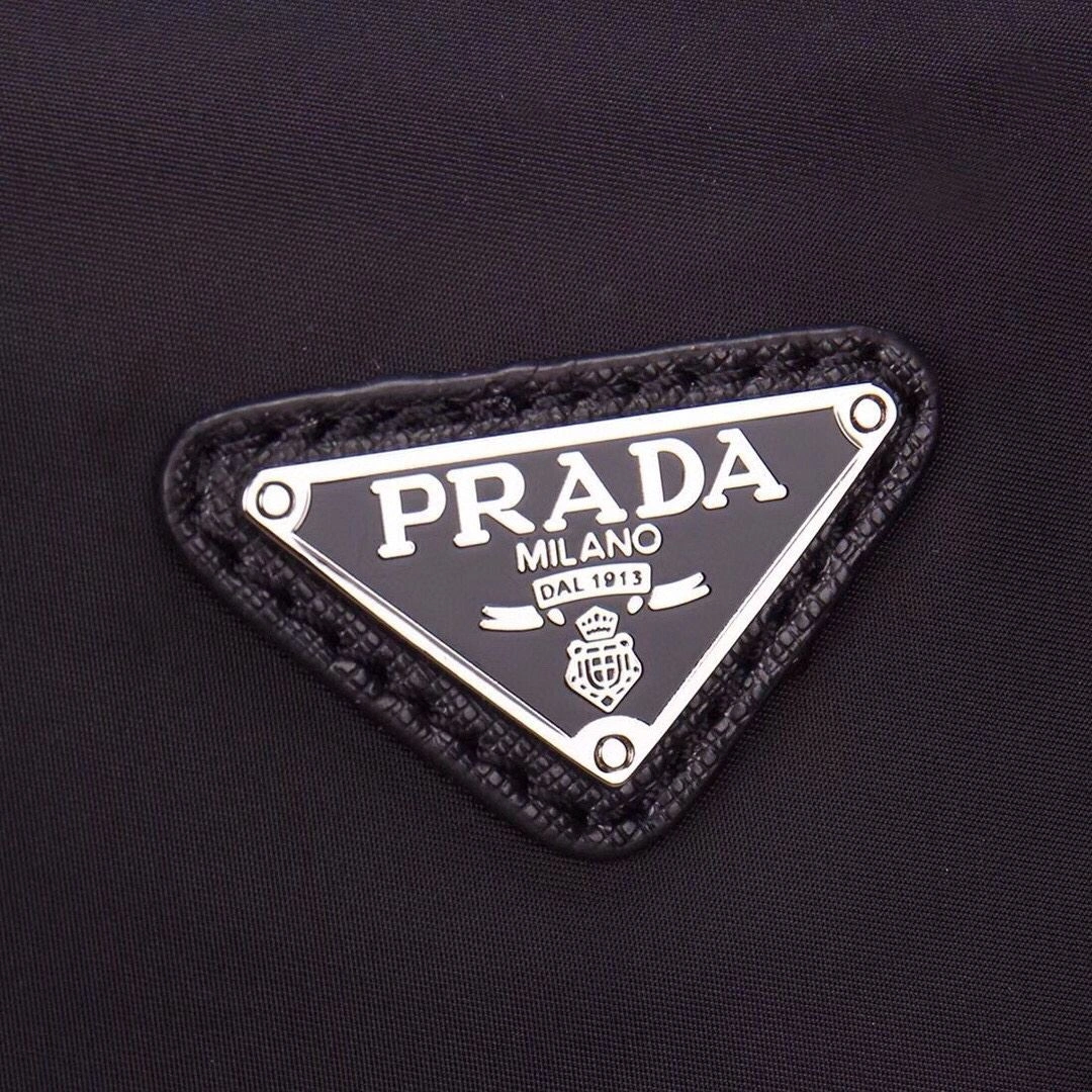 Mens Prada Briefcases FlexibleFit 90732