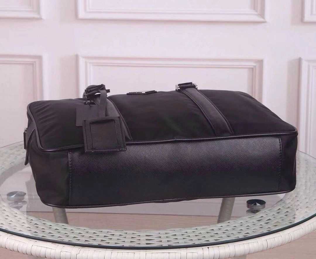 FashionForward Mens Prada Briefcases 90809