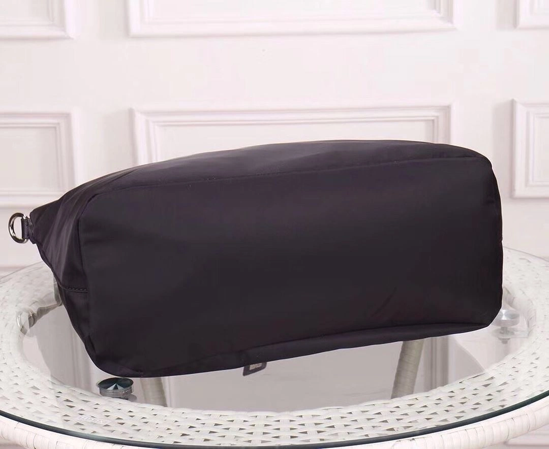 Mens Prada Briefcases FreshLook 90750