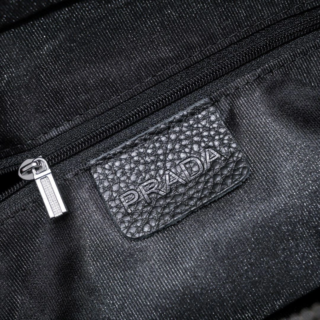 Mens Prada Briefcases Minimalist 90749