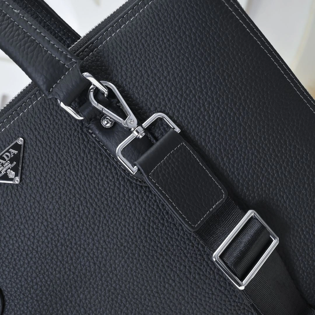 Mens Prada Briefcases Breathable 90720