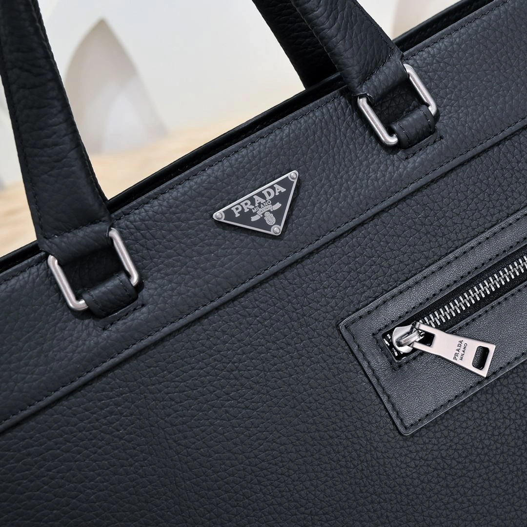 Timeless Mens Prada Briefcases 90717