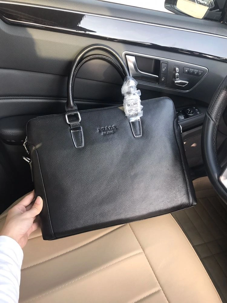 Mens Prada Briefcases TimelessDesign 92457