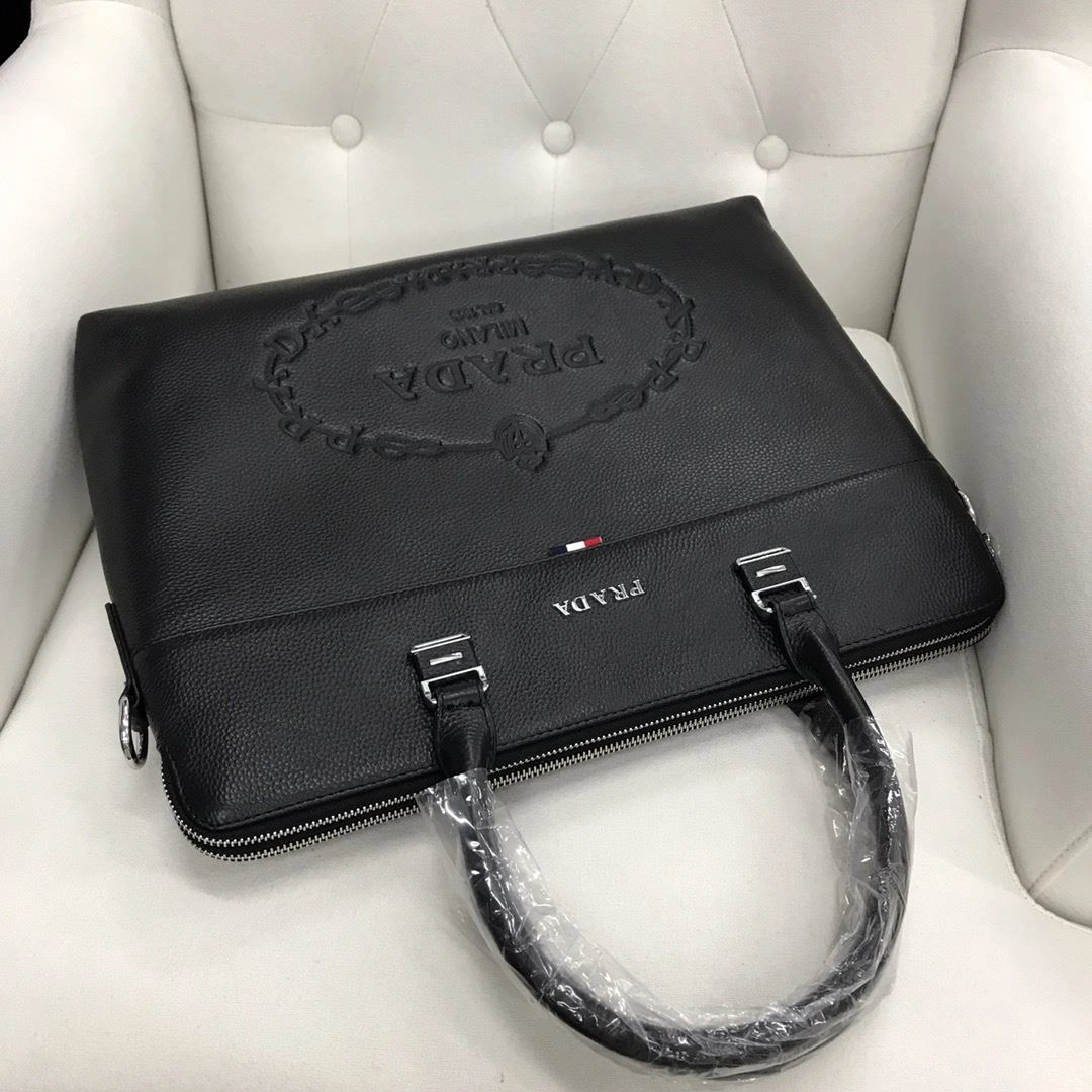 Mens Prada Briefcases StreetReady 92454