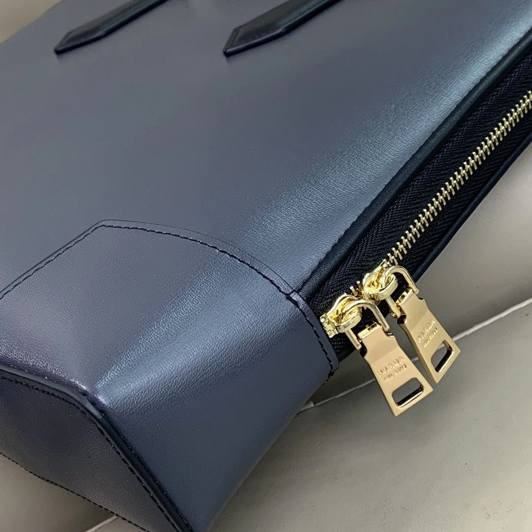 Vibrant Mens Prada Briefcases 92436