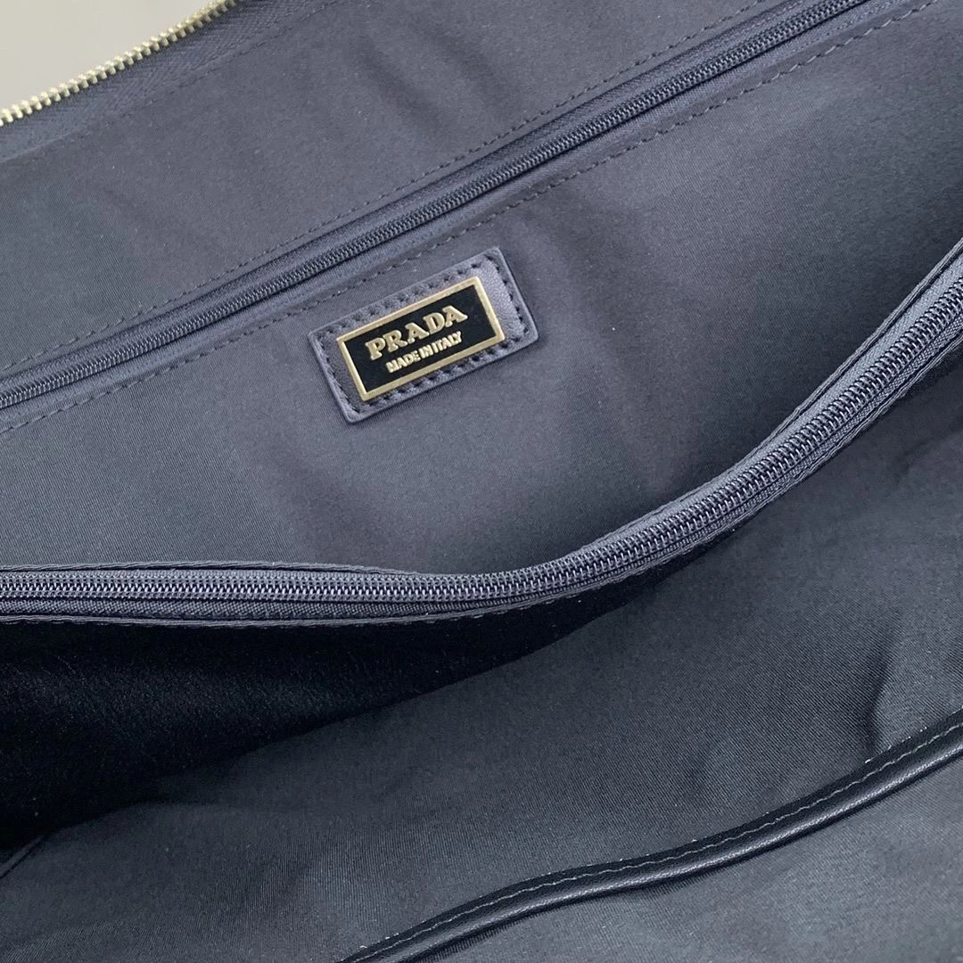 Vibrant Mens Prada Briefcases 92436