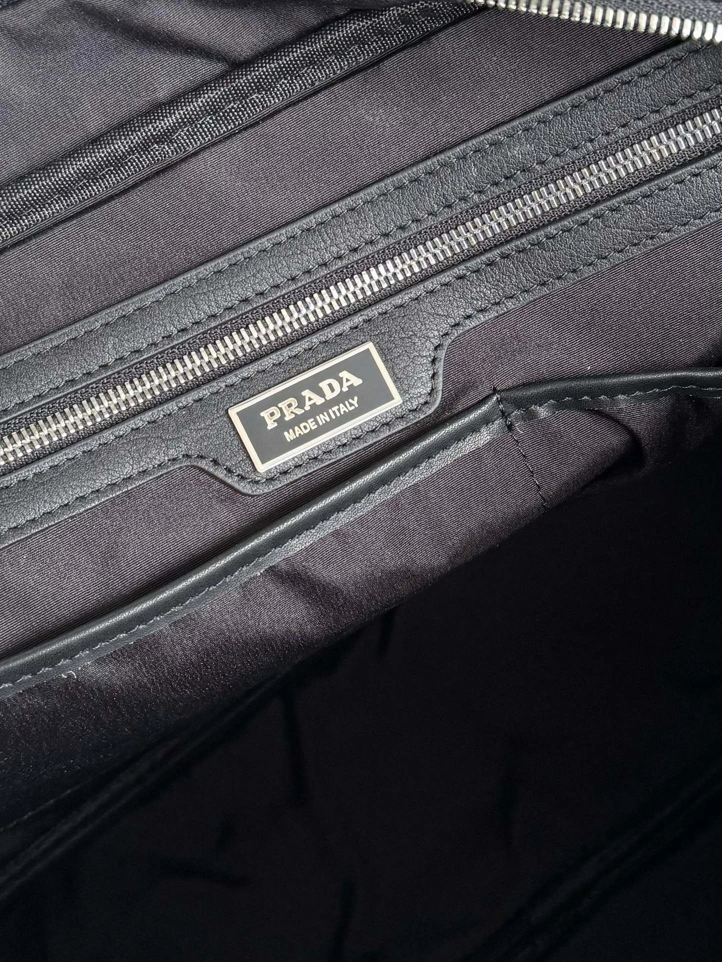 Resilient Mens Prada Briefcases 92432