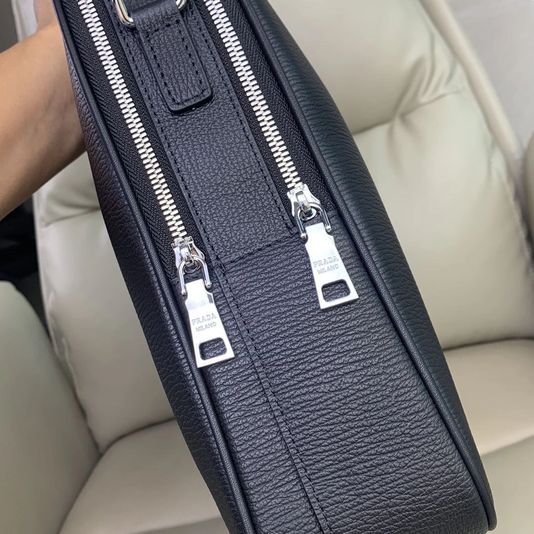 FreshLook Mens Prada Briefcases 92428