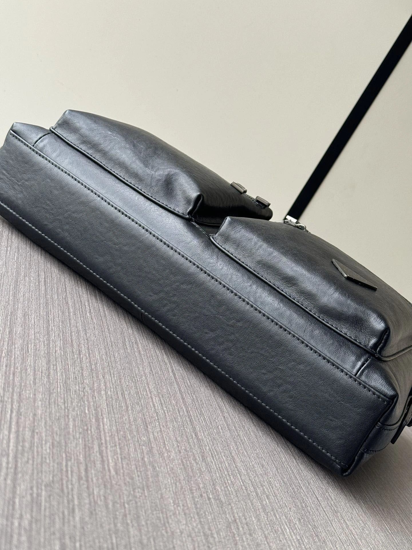 Mens Prada Briefcases StreetReady 92420
