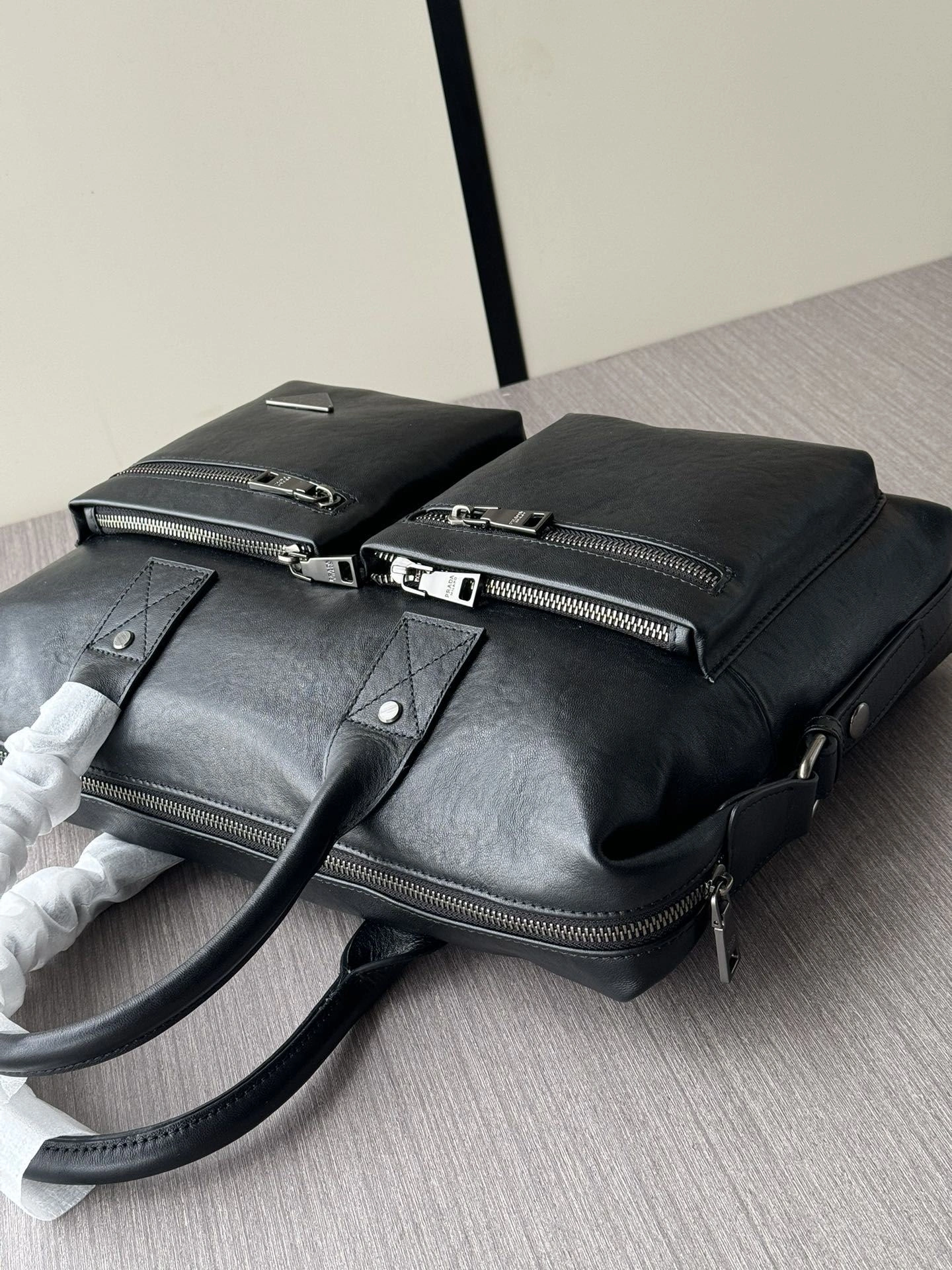Mens Prada Briefcases StreetReady 92420