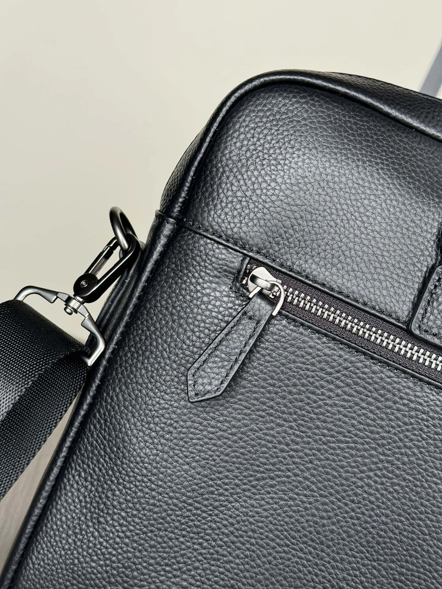 Mens Prada Briefcases Original 92419