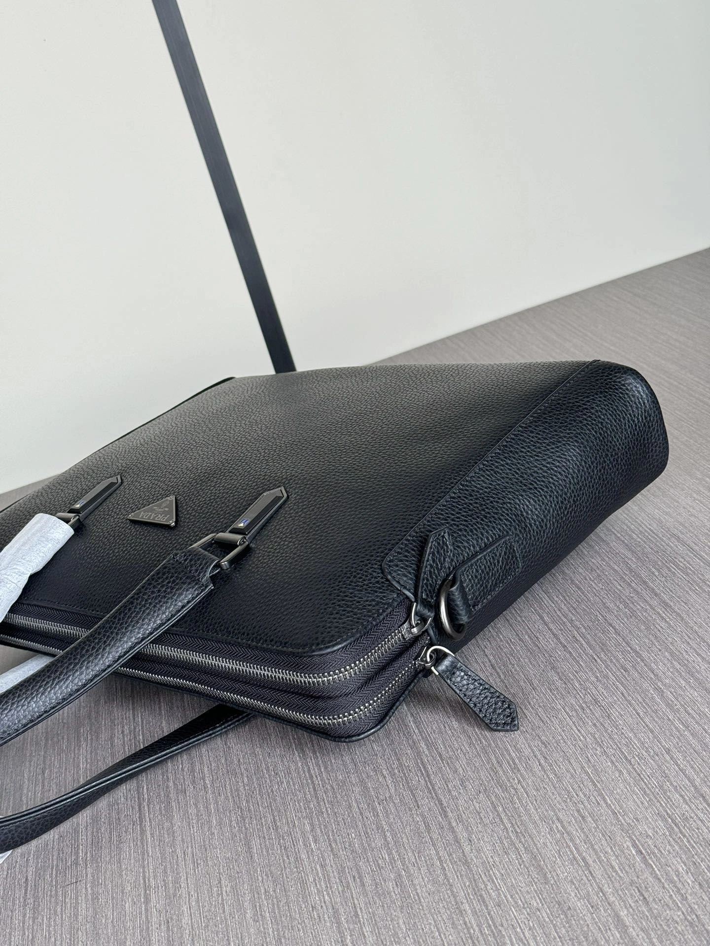 OdorResistant Mens Prada Briefcases 92418