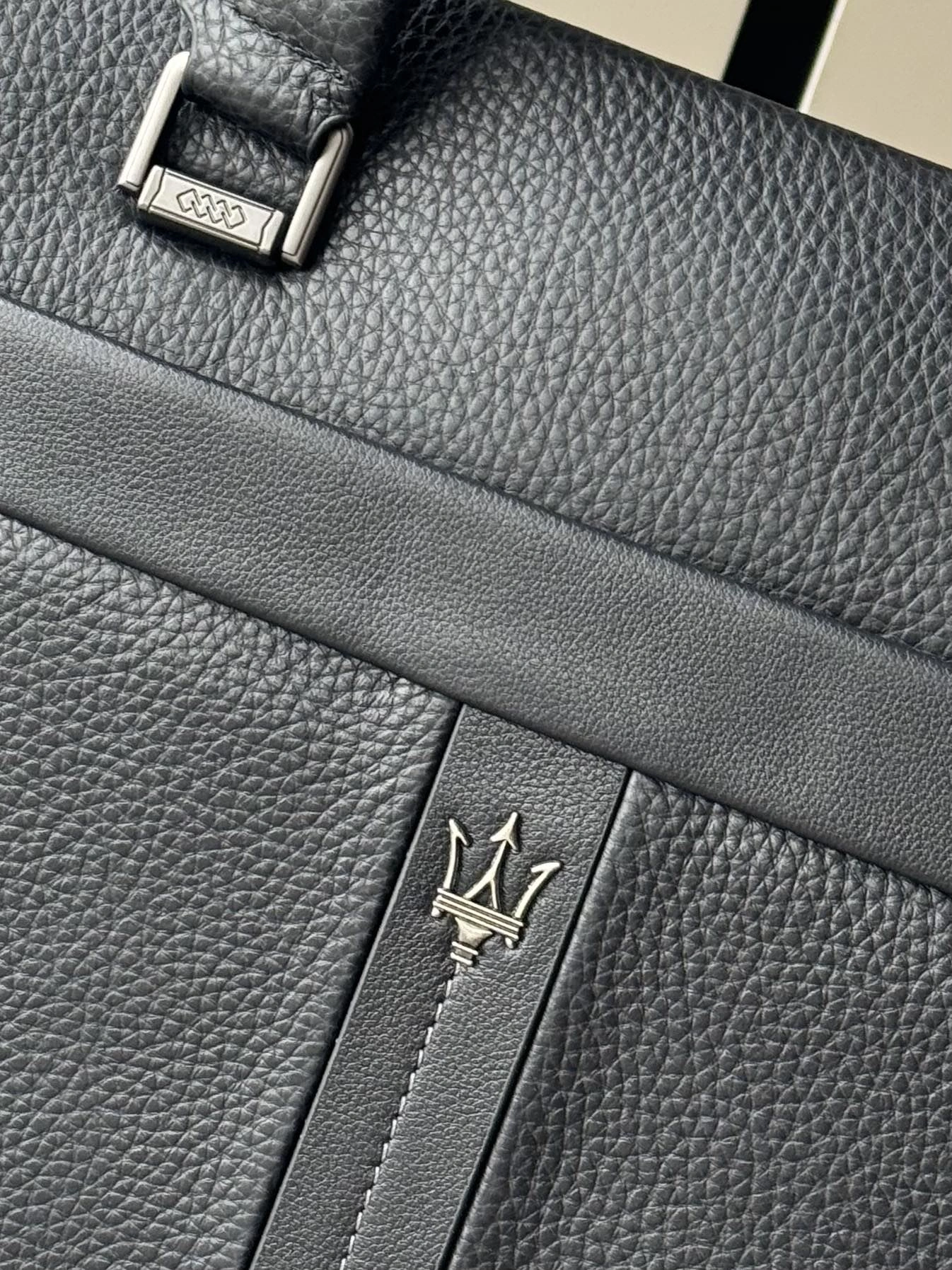 WrinkleFree Mens Prada Briefcases 92446