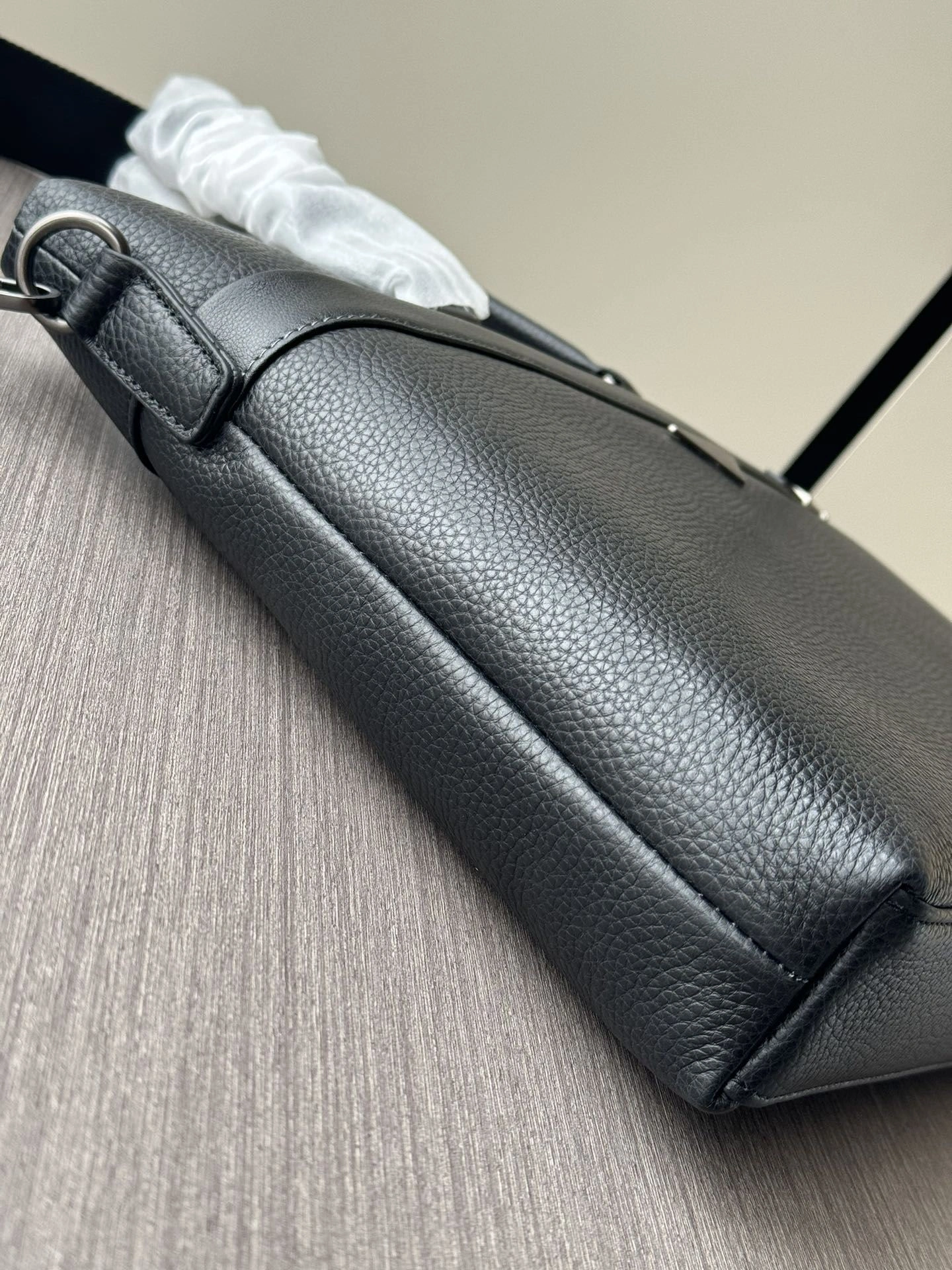 Mens Prada Briefcases OdorResistant 92414