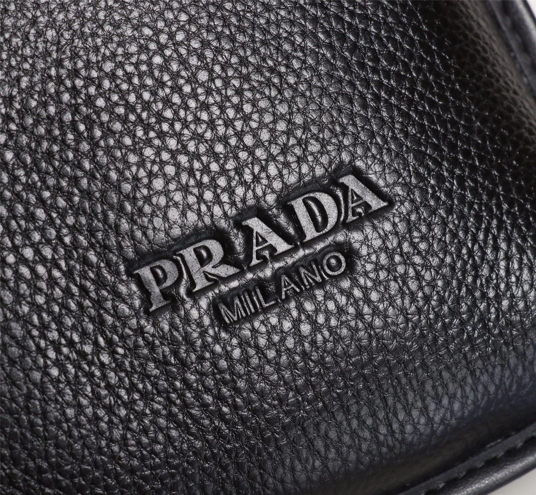 Mens Prada Briefcases Compact 92405