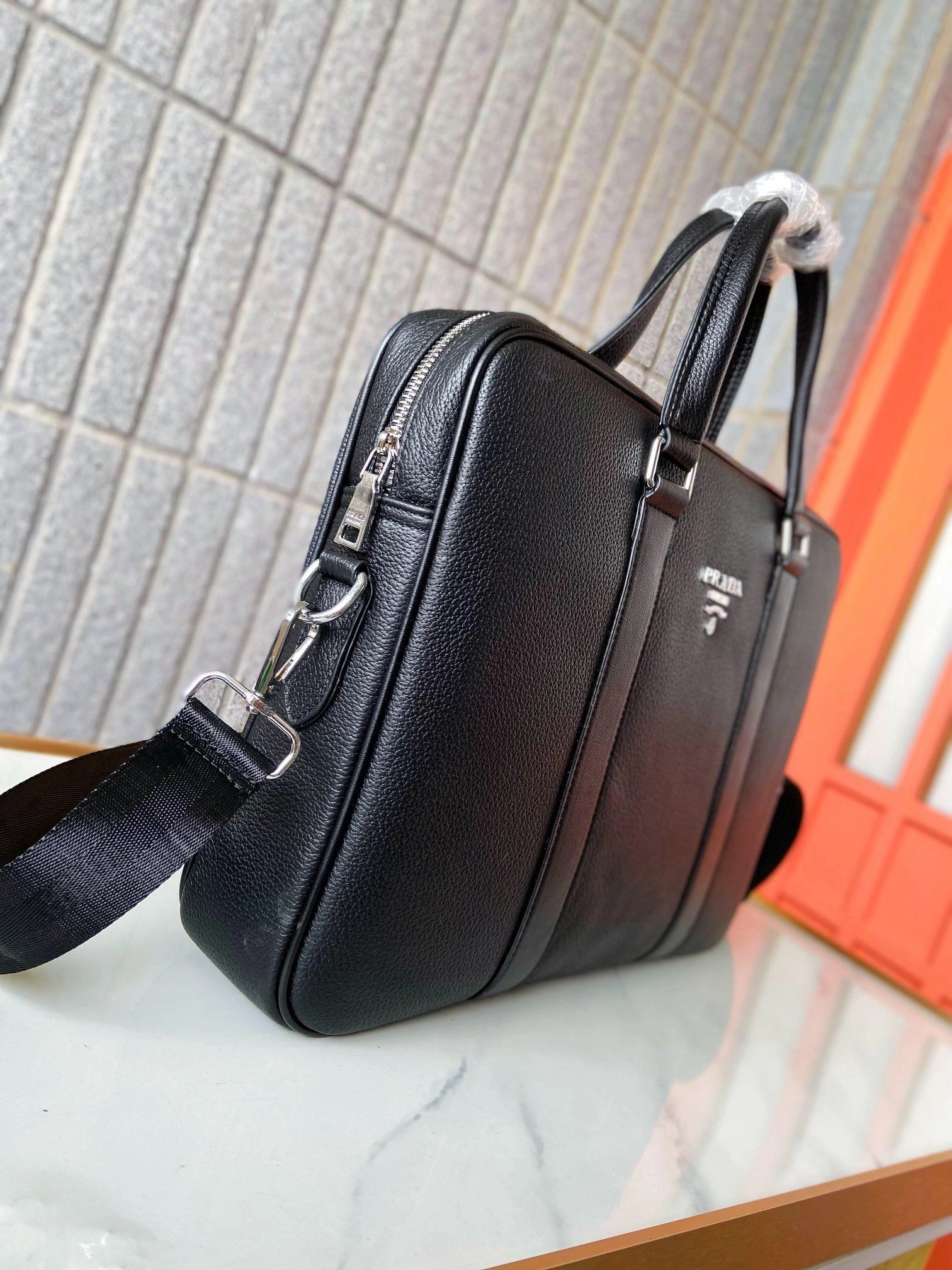Mens Prada Briefcases Seasonal 92408