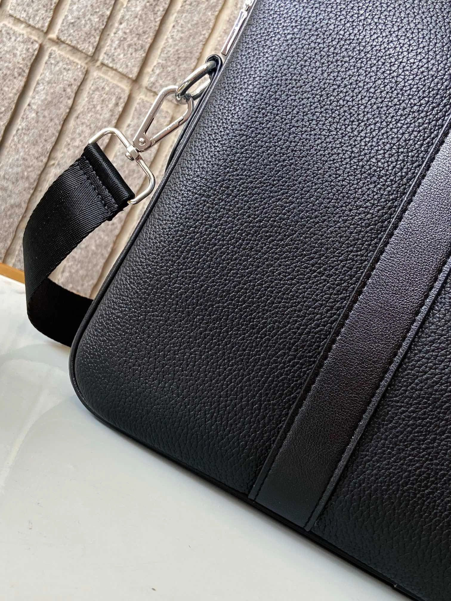 Mens Prada Briefcases Seasonal 92408