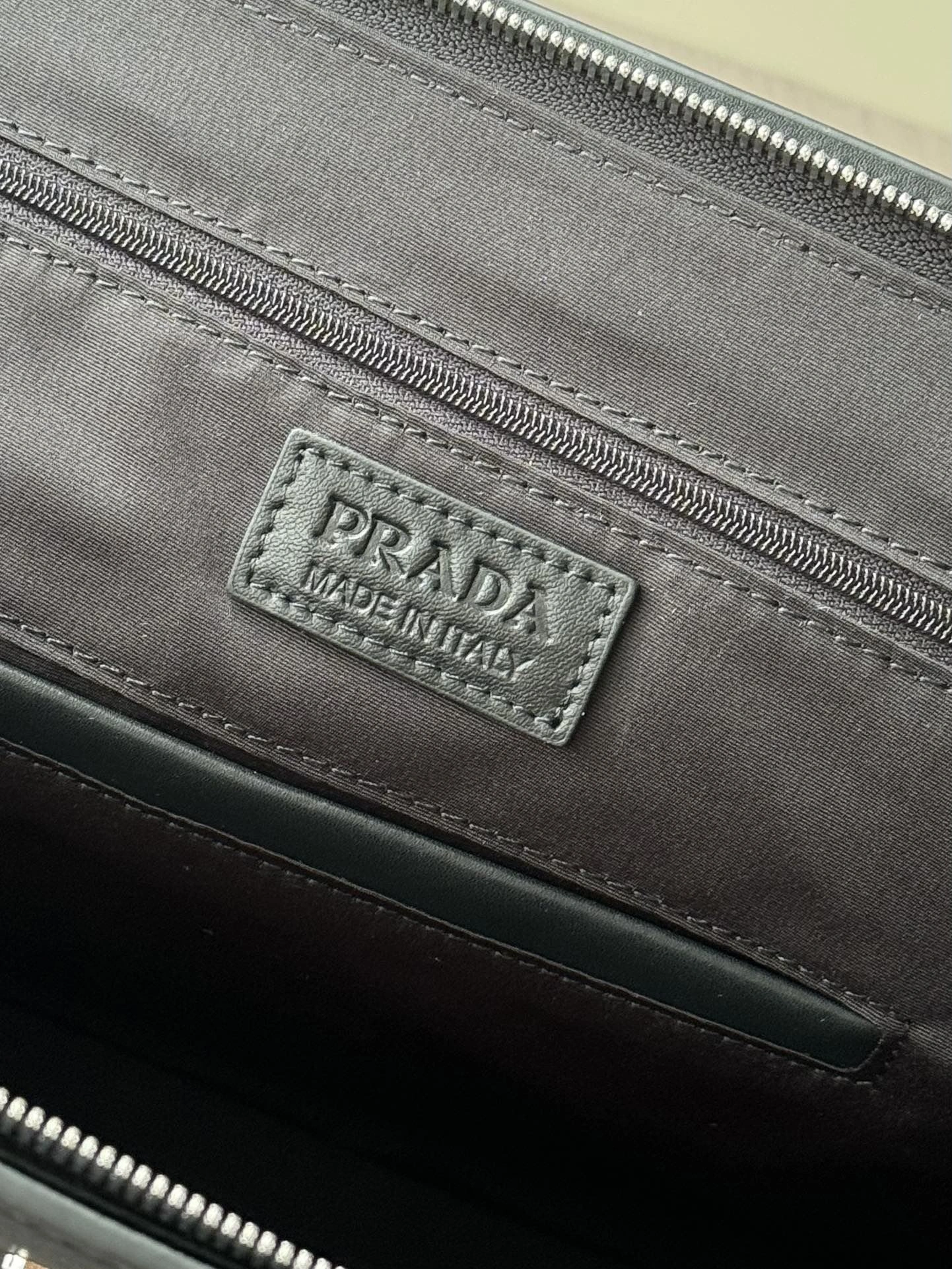Chic Mens Prada Briefcases 92440