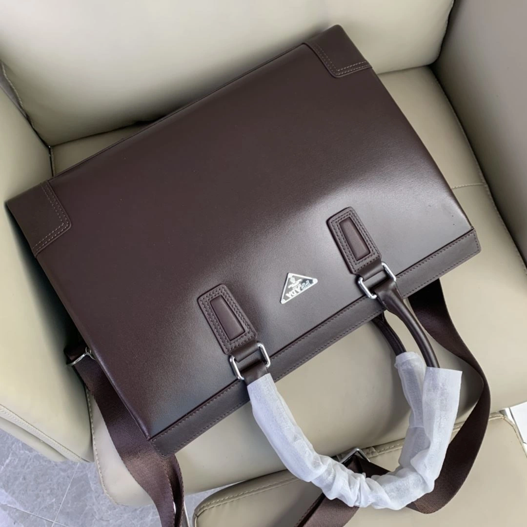Mens Prada Briefcases ZipUp 92435