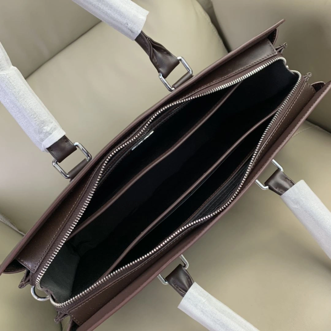 Mens Prada Briefcases ZipUp 92435