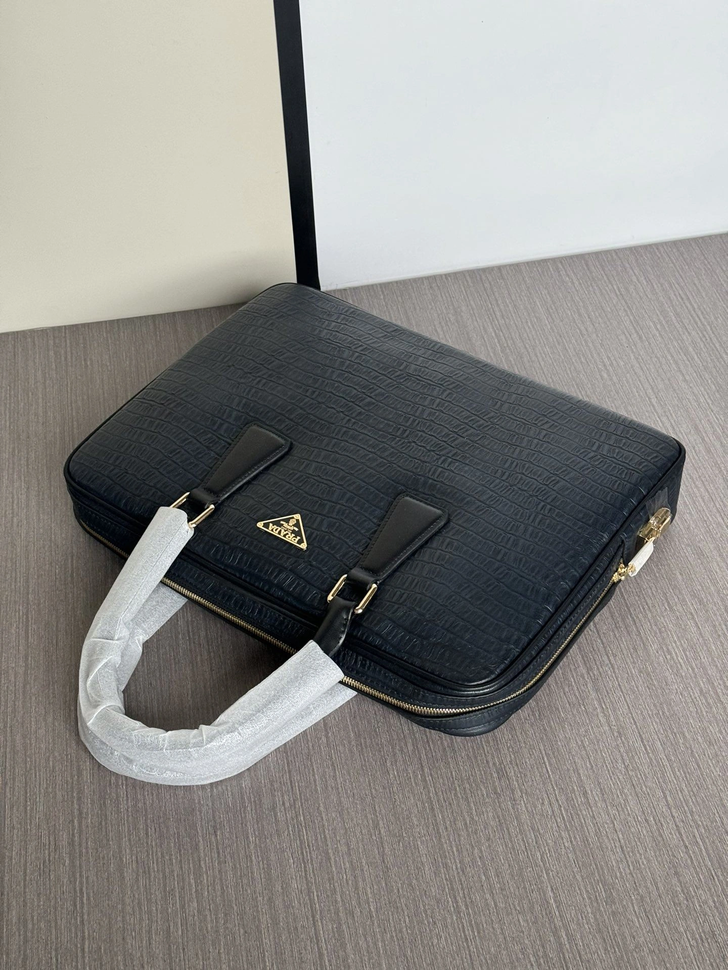 Mens Prada Briefcases OnTrend 92392