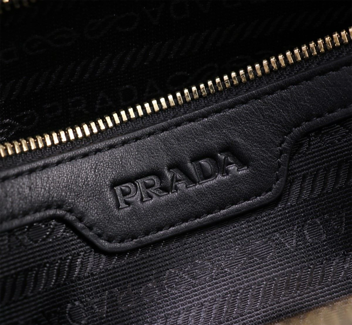 Mens Prada Briefcases SoftTouch 92390