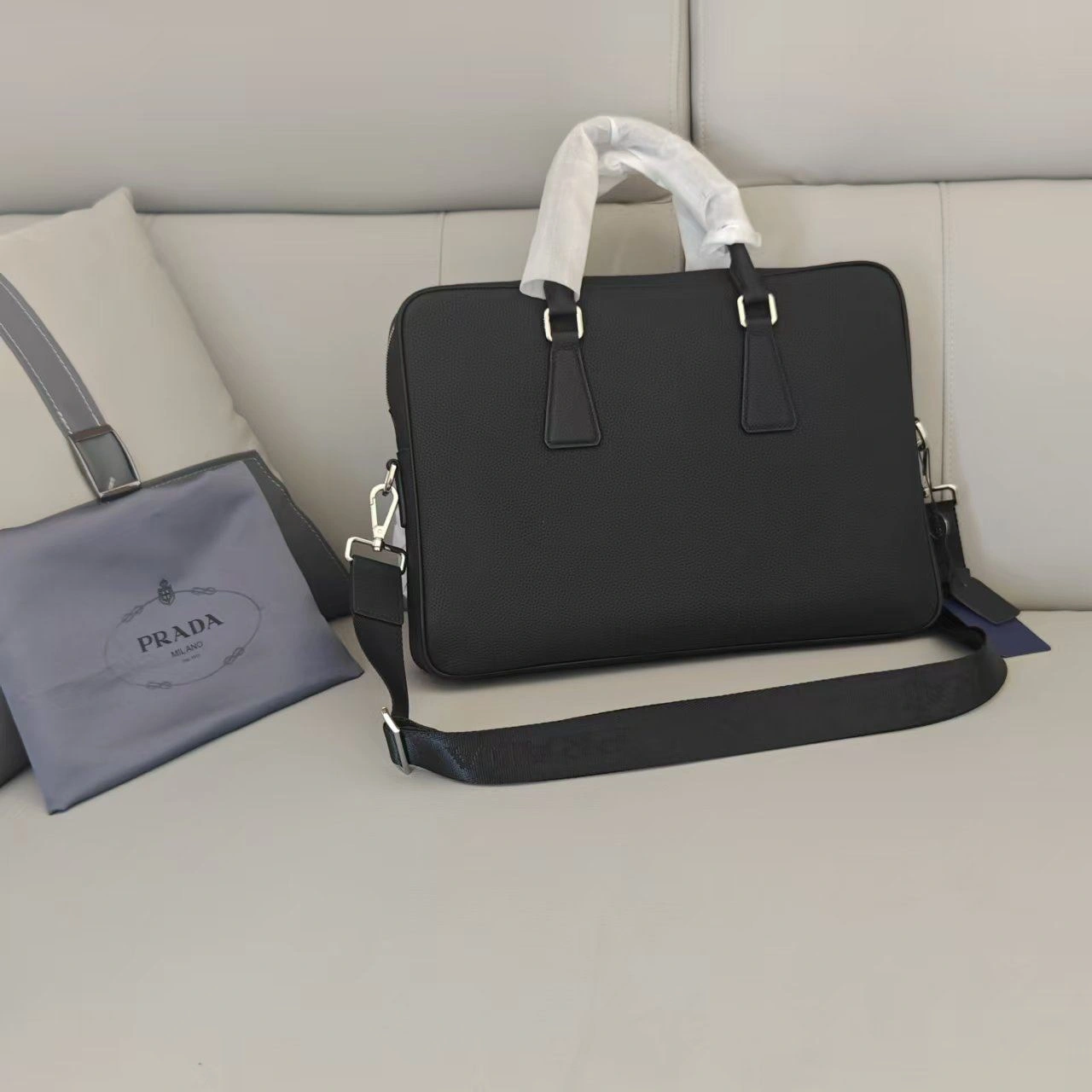 WellDesigned Mens Prada Briefcases 92385