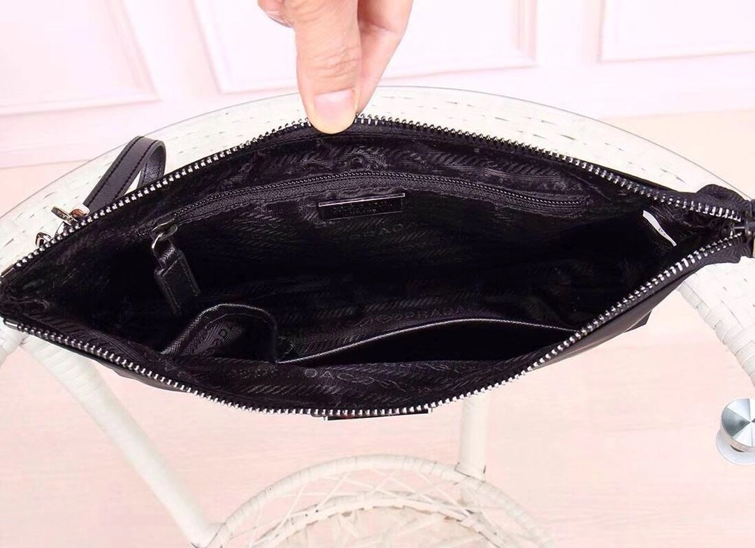MoistureWicking Mens Prada Clutch Bags 90711