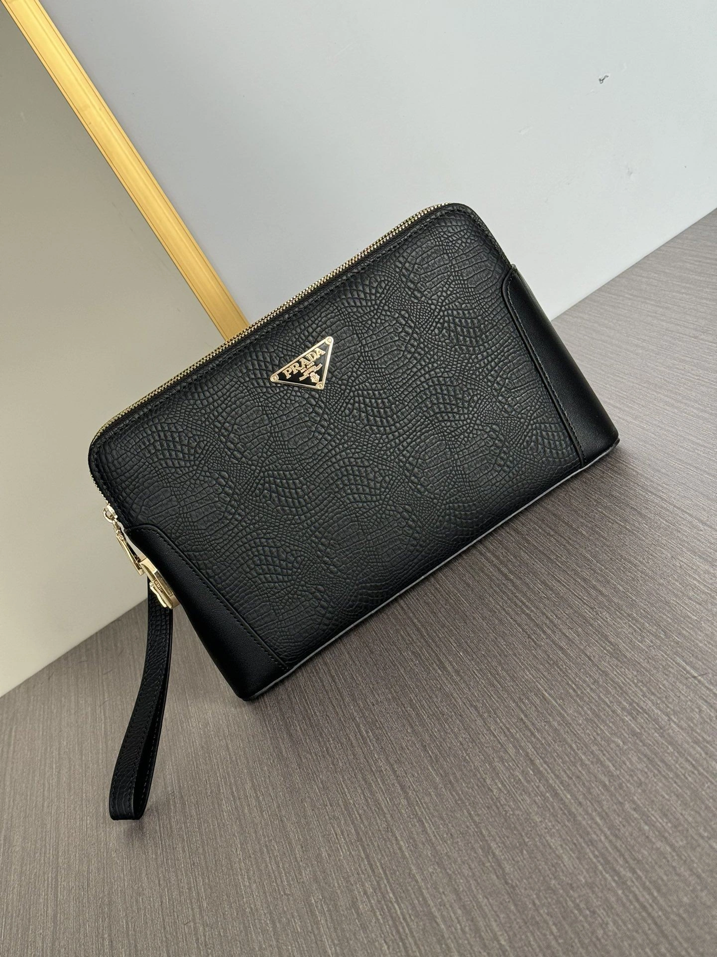 WeatherProof Mens Prada Clutch Bags 92424