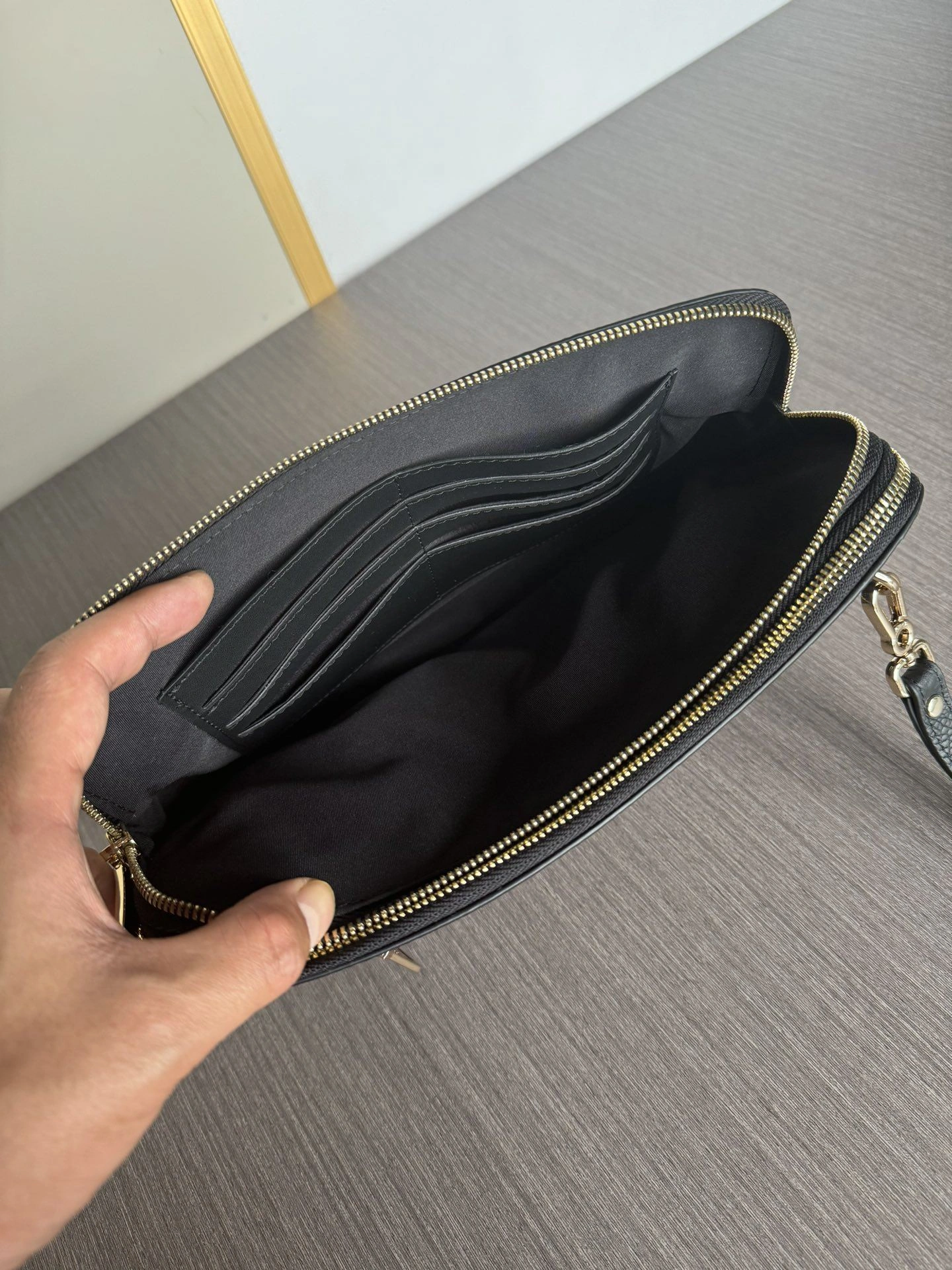 WeatherProof Mens Prada Clutch Bags 92424